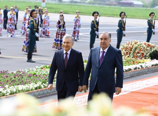 Президенти Ҷумҳурии Ӯзбекистон ба Душанбе омад 