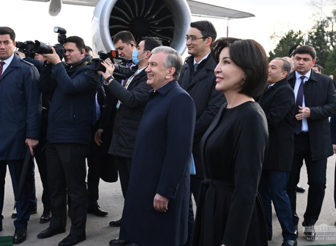 Президенти Туркия бо боздид ба Ӯзбекистон омад 