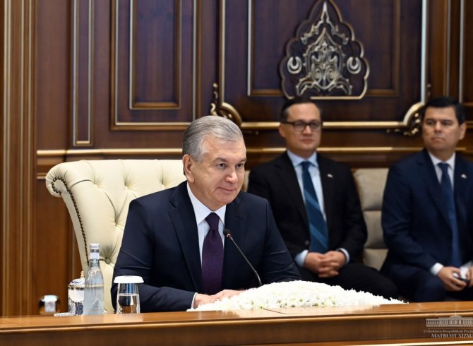Президенти Ӯзбекистон ва Амири Қатар ба мувофиқа расиданд, ки ҳамкориҳои дуҷонибаро ба сатҳи нав мебароранд 