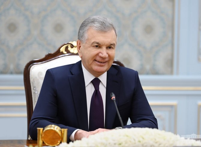 Президенти Ӯзбекистон муҳим будани густариши робитаи байнипарлумониро бо Қирғизистон қайд намуд 