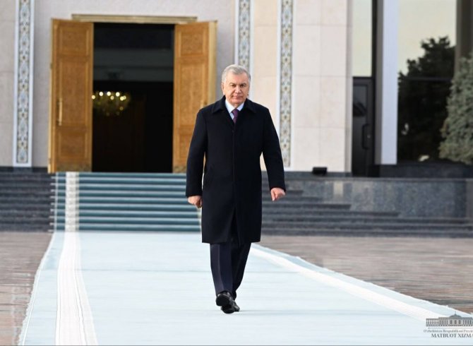 Президенти Ӯзбекистон ба Русия рафт 