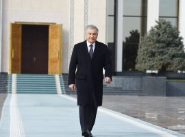 Президенти Ӯзбекистон ба Чин рафт