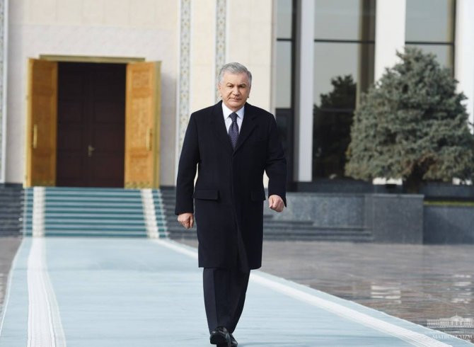 Президенти Ӯзбекистон ба Чин рафт 