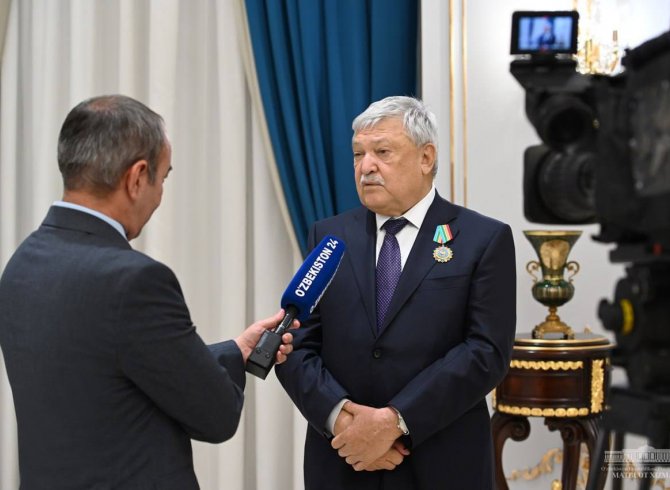 Президенти Ӯзбекистон нақшаро оид ба вусъат додани шарикии стратегӣ бо «ОТР Group»-и Венгрия дастгирӣ намуд 