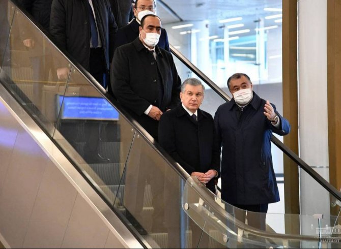 Шавкат Мирзиёев бо аэропорти байналмилалии Самарқанд шинос шуд 