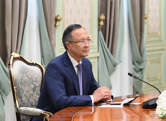 Президенти Ӯзбекистон бо Комиссари олии САҲА самтҳои асосии ҳамкориро муҳокима намуд 