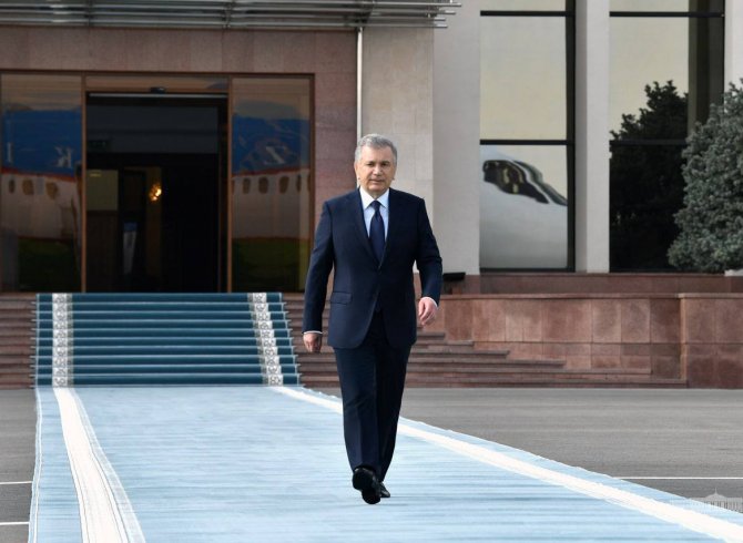 Президенти Ҷумҳурии Ӯзбекистон ба Будапешт рафт 
