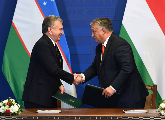 Ҳуҷҷатҳои имзошуда ба рушди шарикии стратегии Ўзбекистону Венгрия хидмат мекунад 