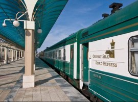 Дар Ўзбекистон боз қатораи сайёҳии «Orient Silk Road Express» ба роҳ монда шуд