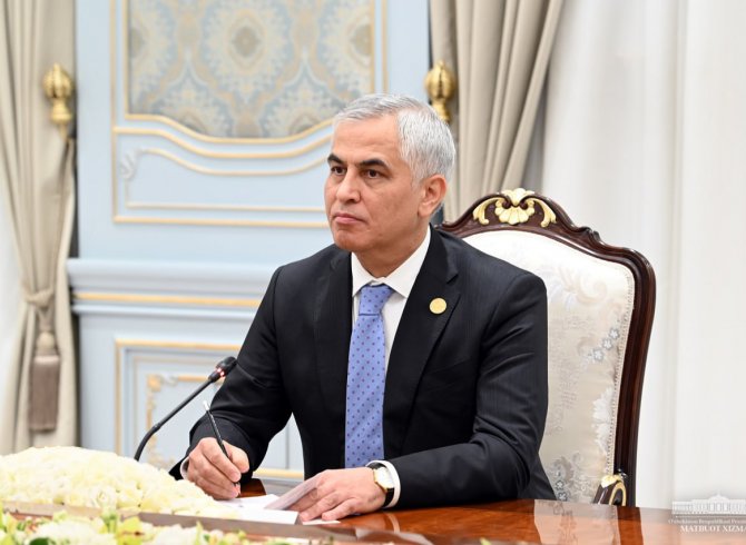 Президенти Ӯзбекистон аҳамияти ҳамаҷониба тайёр кардани рӯзномаи нишасти сарони СҲИ-ро қайд кард 