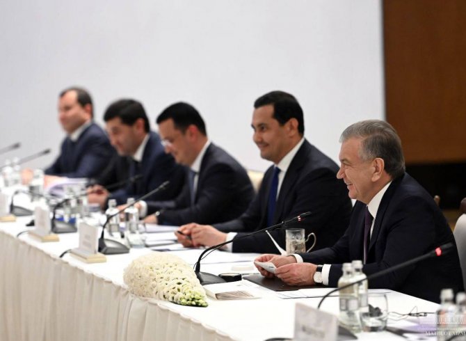 Президенти Ӯзбекистон бо намояндагони доираҳои соҳибкории Миср мулоқот кард 
