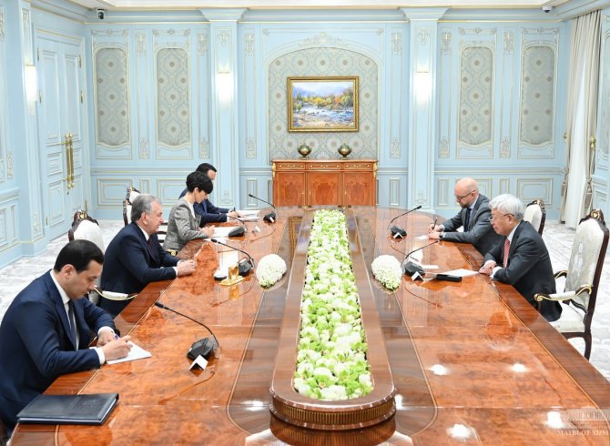 Президенти Ӯзбекистон самтҳои асосии ҳамкориҳои ҳамаҷонибаро бо БОСИ муайян кард 